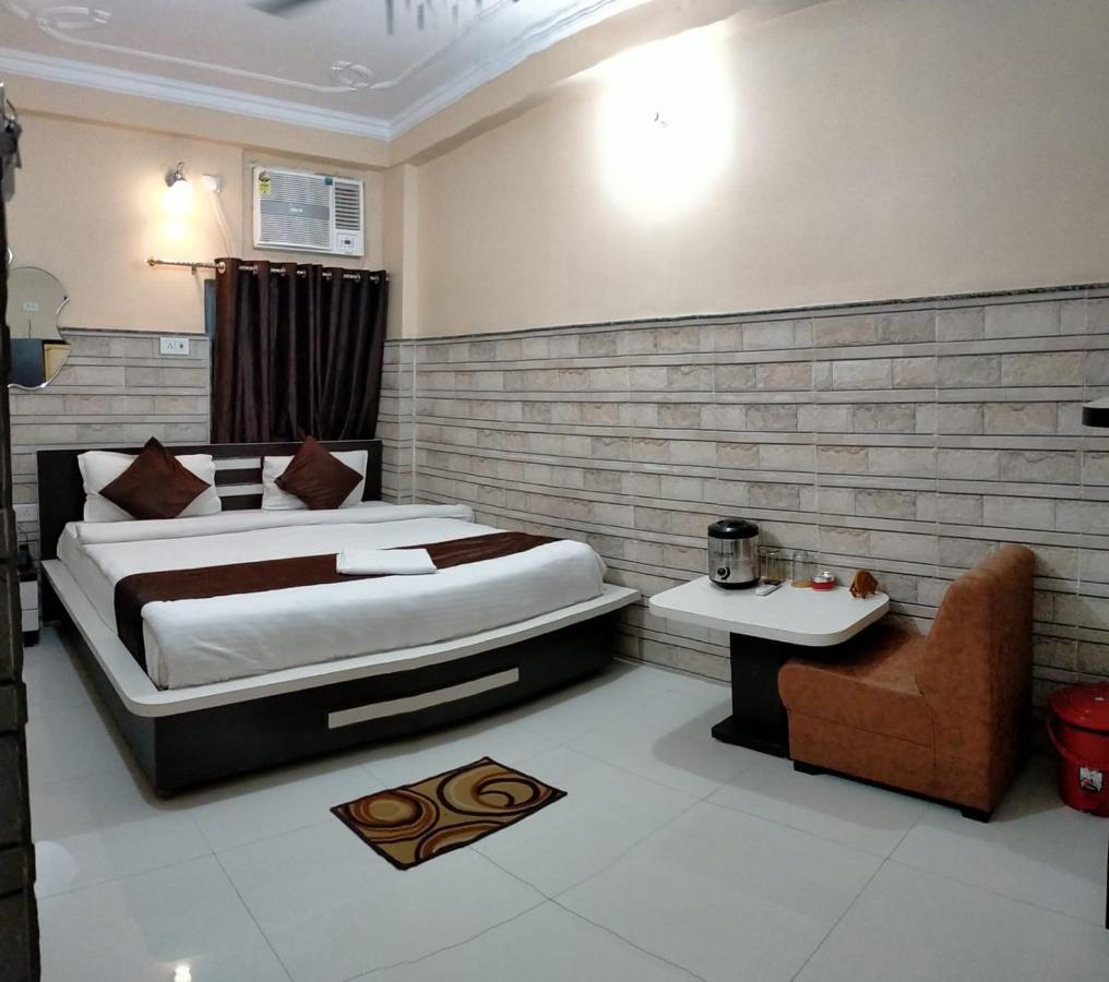 Hotel Bachchan Palace Varanasi Exterior foto